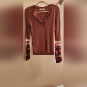 Free People Thermal with embellished sleeves size medium new